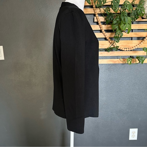 MM Lafleur Classic Black Blazer - Picture 4 of 10